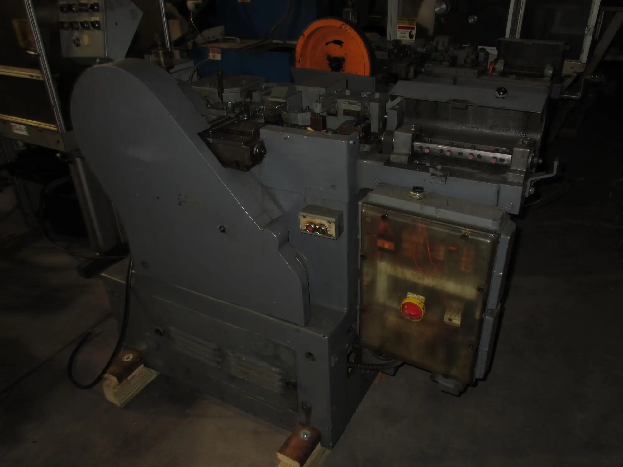 USED 1988 BUNDGENS ST