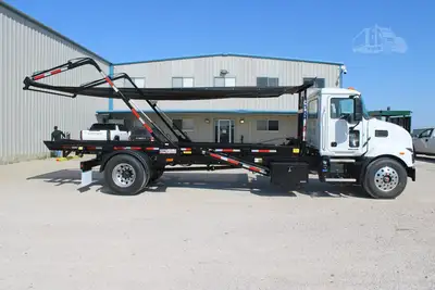 Used 2027 MACK MD7 Hooklifts & Roll-Offs Texas US | Roll Off Truck World #1491922