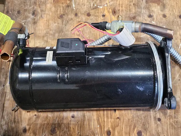 Used EMERSON ZRD125KCE-TFD-265 HVAC Parts and Equipment British Columbia CA | Lenmark #834894