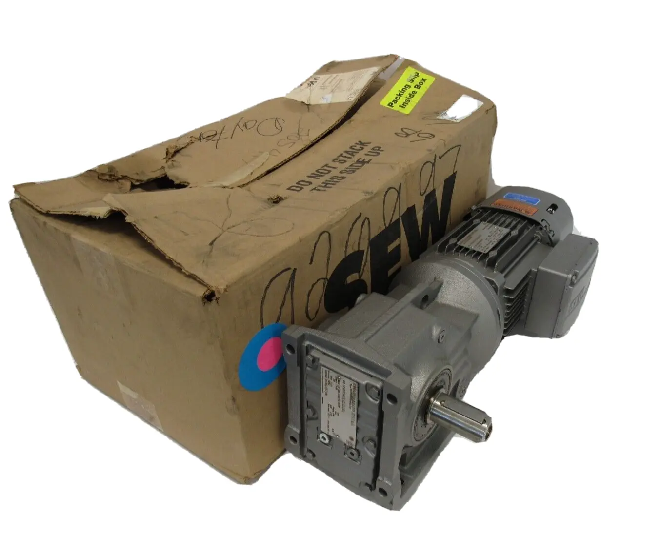 NEW SEW EURODRIVE K47DRE80M4BE1HF GEAR MOTOR 21.81:1 DRE80M4BE1HF 1HP