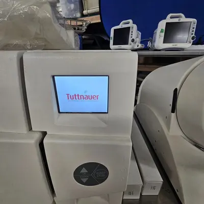 Used TUTTNAUER 25411 TUTTNAUER AUTOCLAVE STEAM STERILIZER 28L, 207957, 2.8 BAR 2840EL-D Steam Sterilizers Texas US | PT Medical Technologies #1458957