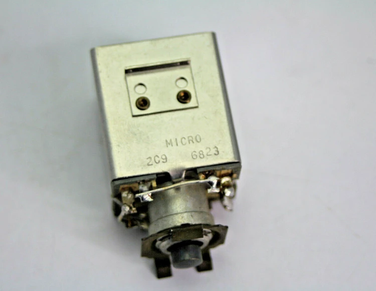 Used Honeywell 2C9 Relays & Switches California US | Davliegogo LLC #1706204