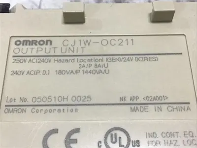 USED OMRON CJ1W-OC211