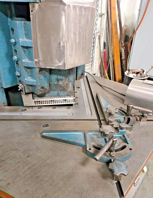 Amada Amada CSH-220 Notcher Machines | Amiron Machinery (5)