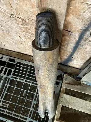 Used AFTERMARKET 5-1/2" X 25" CABLE TOOL CHISEL BIT Drills Pennsylvania US | East West Machinery & Drilling #1417232