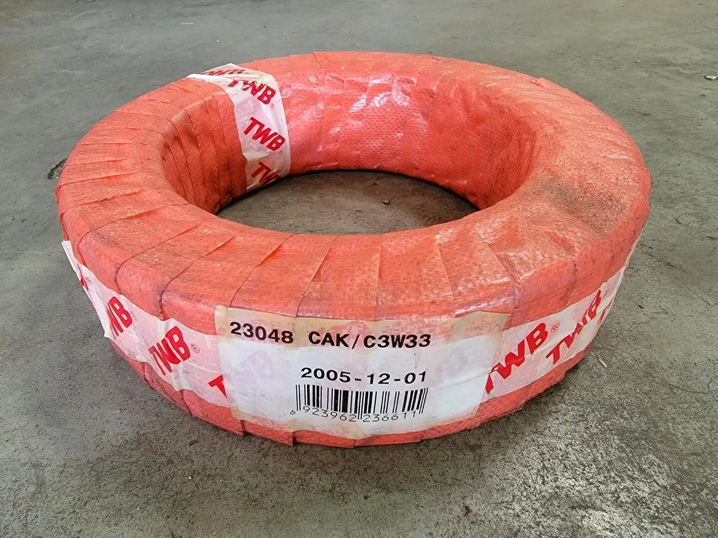 NEW TWB 23048 CAK / C3W33