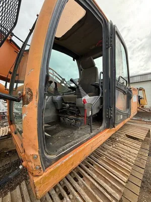 Doosan DX255LC w/ Genesis GXP400R shear