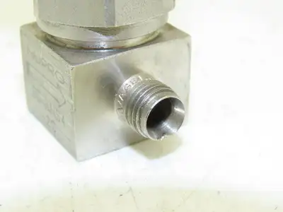 Nupro Swagelok SS-BNS4-2C Pneumatic Bellows-Sealed Valve 1/4" Stainless