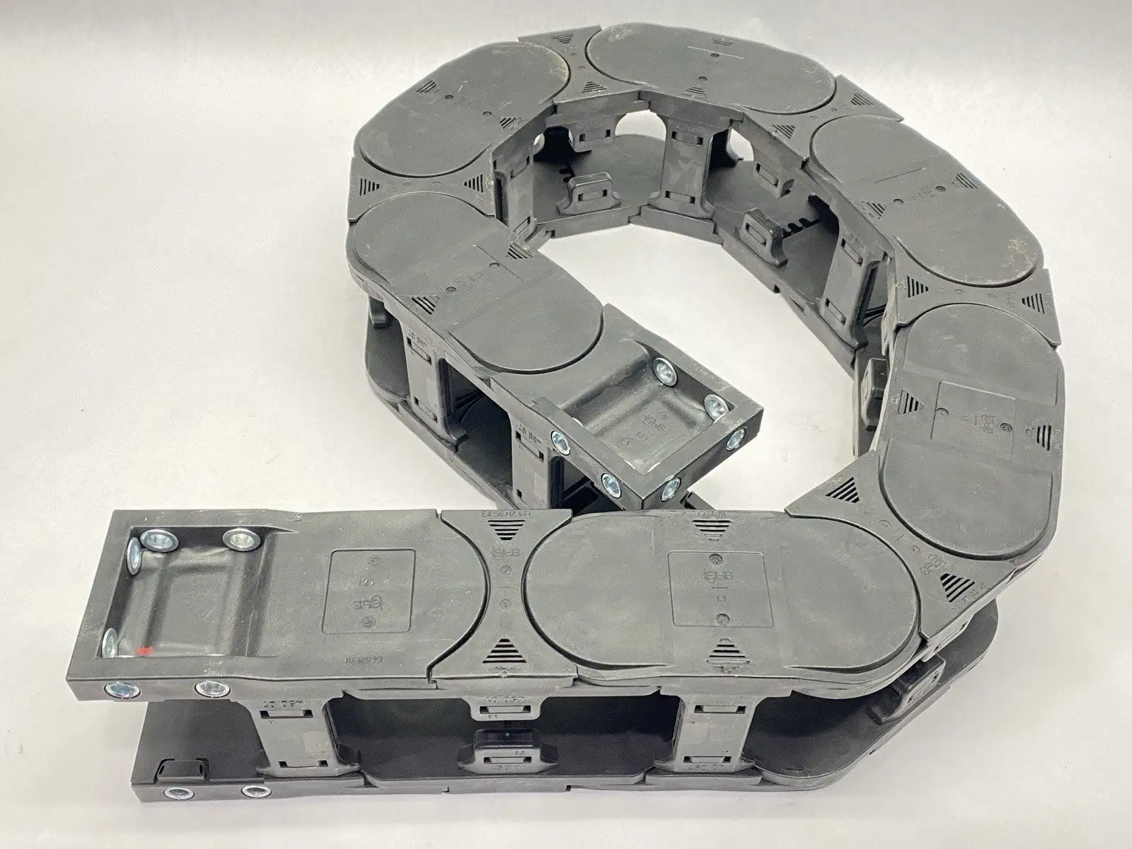 E4.56.02.135 | Igus  Series E4.56 Energy Chain 12 Links 3.58ft w/ E4.561.12 Bracket - Used