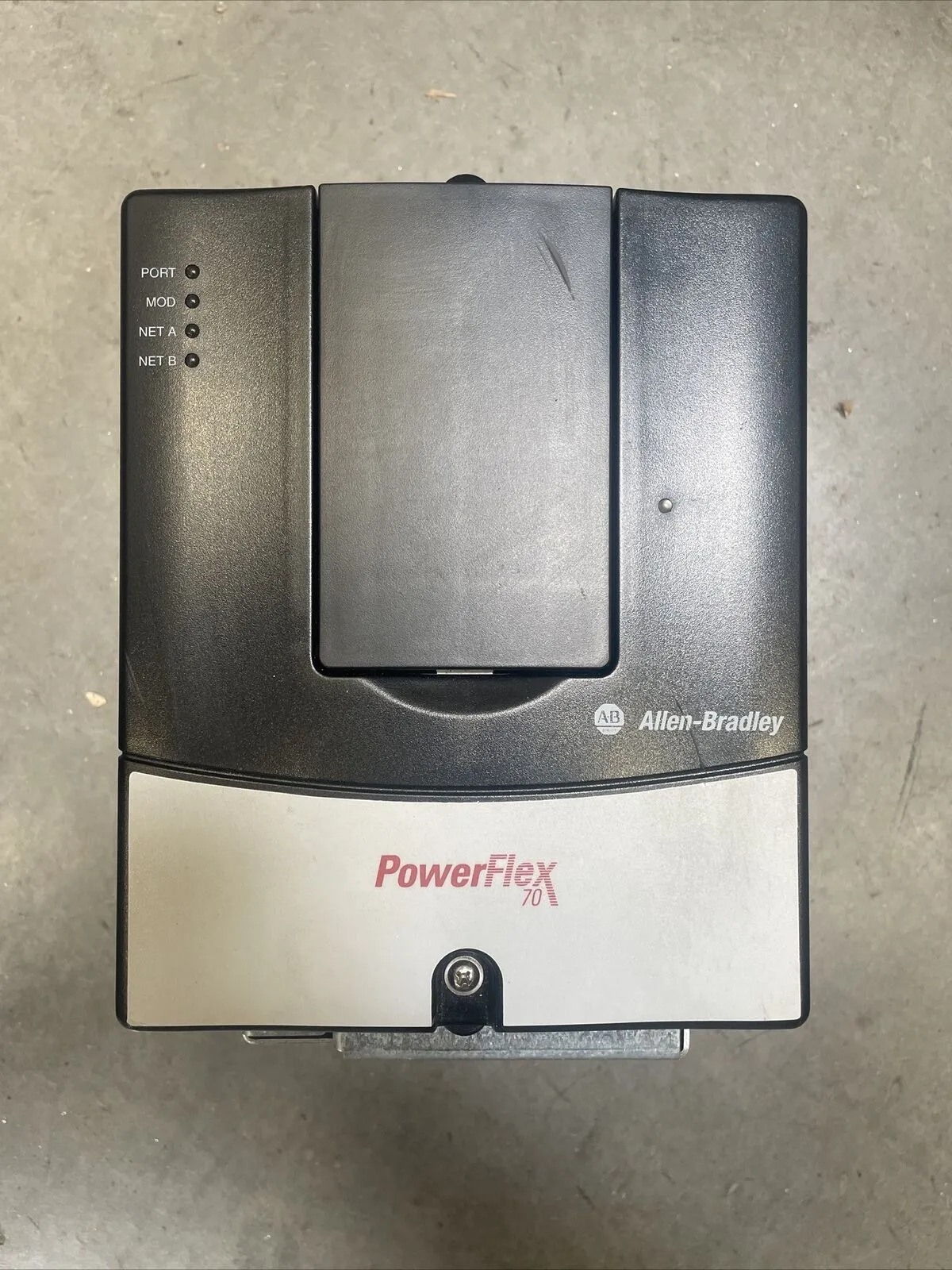 Allen Bradley 20AD3P4A0AYNANC0 Ser. A 2 HP @1D