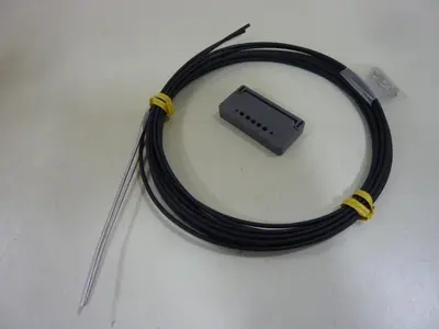 NEW SICK OPTIC ELECTRONIC LLK2-O4MM02