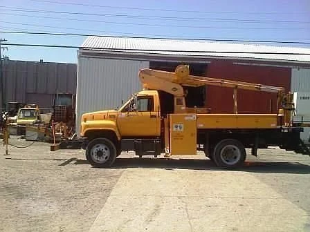 Used 1998 VERSALIFT TEL29ENH Bucket (boom) trucks | Rosseel's Equipment Inc #720756
