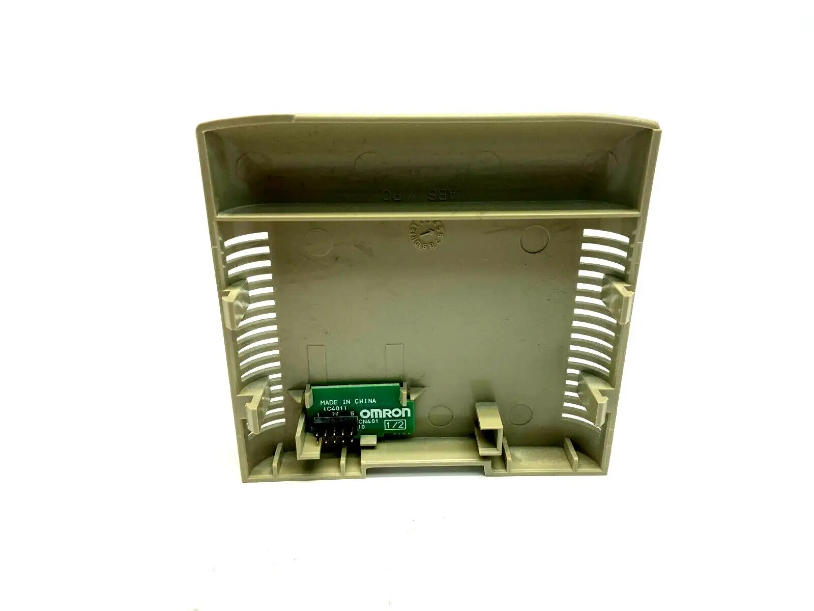 C401 | Omron  PLC End Cover - Used