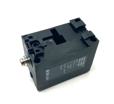 Used FESTO DIGITAL PRESSURE SENSOR W/ I/O LINK Sensors | Maverick Industrial Sales #1106838