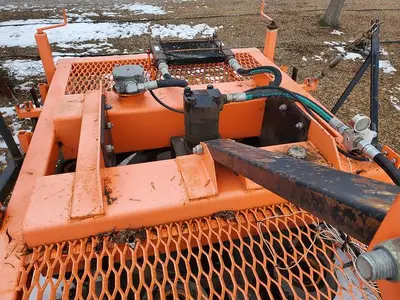 USED AMAC 60"