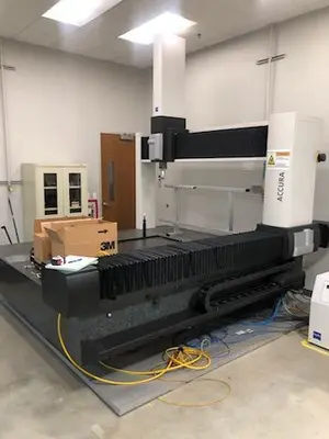 2016 ZEISS ACCURA II 20/24/10 Coordinate Measuring Machines | Machnet (1)