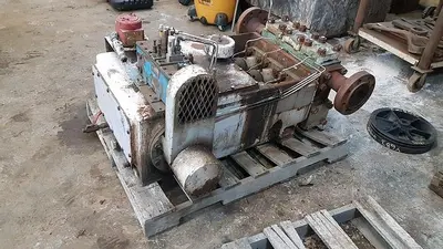 USED OILWELL A-334 (NATIONAL 125T-4M) TRIPLEX INJECTION/DISPOSAL PUMP