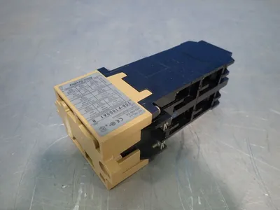 NEW ALLEN BRADLEY 700P1000A1