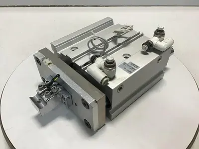 USED SMC MGPL63-100-Z73L