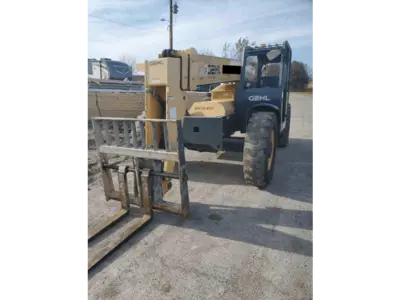 USED 2014 GEHL RS6-42