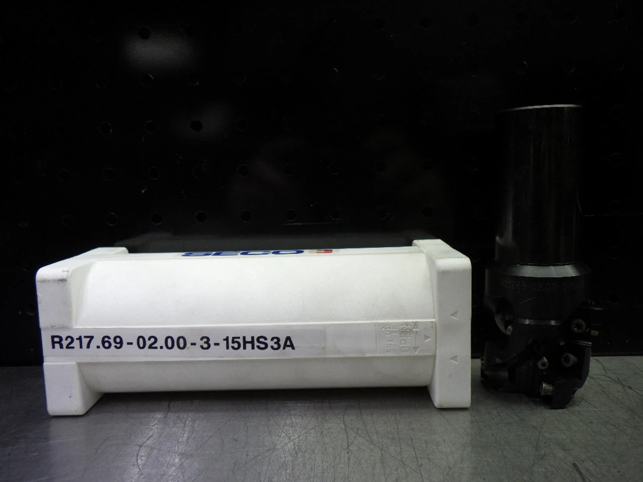 SECO 2" 3 Flute Milling Cutter 1.5" Shank R217.69-02.00-3-15HS3 (LOC2970B)