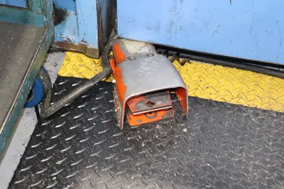 USED MAZAK SQT-200