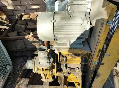 USED WARMAN SLUDGE  PUMPS