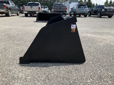 Used TOMAHAWK 78" SNOW/ MULCH BUCKET Skid Steer Buckets Michigan US | Miedema Asset Management Group #1342549
