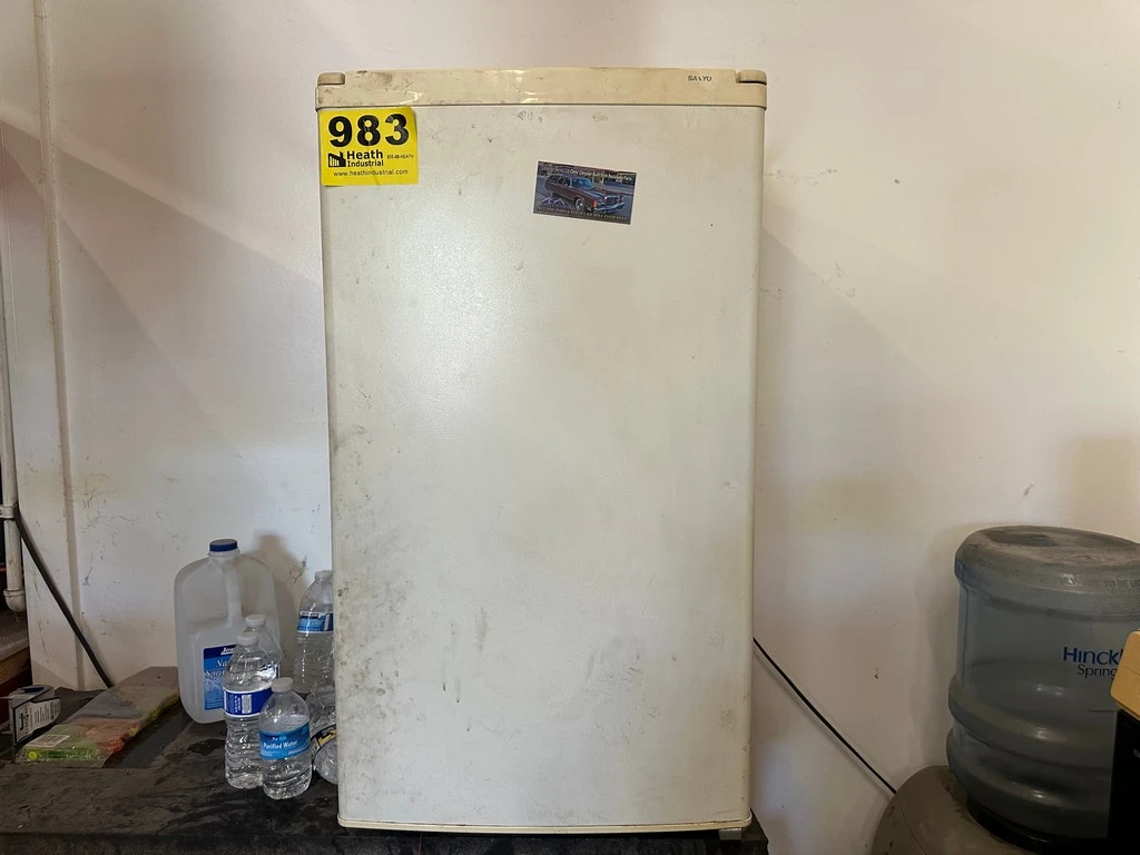 Used _UNKNOWN_ SANYO COMPACT REFRIGERATOR-FREEZER Refrigerators Illinois US | Heath Industrial Auction Services #1381250