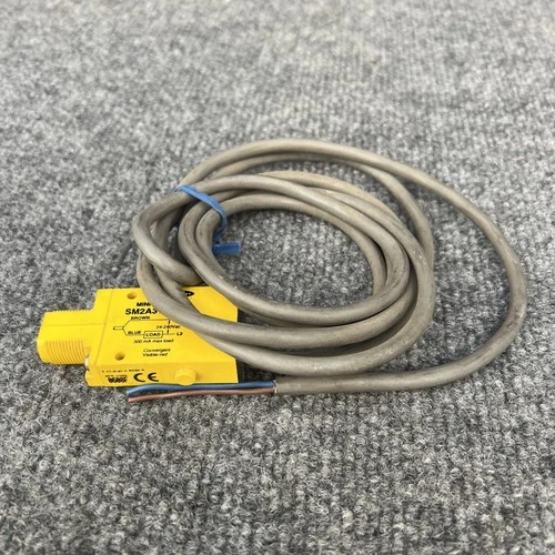 Used Banner SM2A312CV2 Photoelectric Sensors California US | Davliegogo LLC #1707077