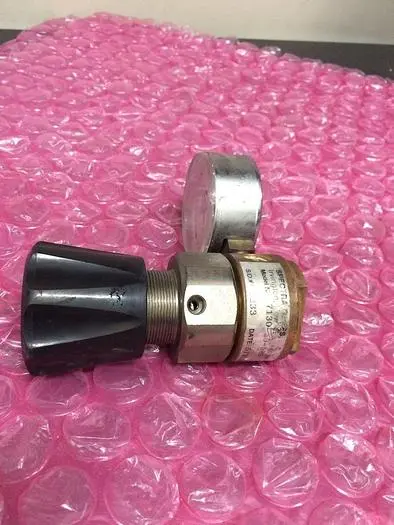 SPECTRA GASES 7130-50-580 GAS REGULATOR