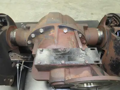 Yale Forklift Front Dual Wheel Drive Axle Assembly 6-Lug Off ERC100HHN48TV096