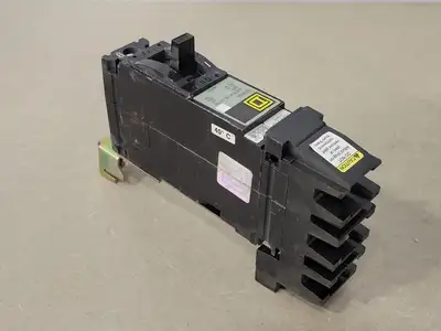USED SQUARE D FH16015B