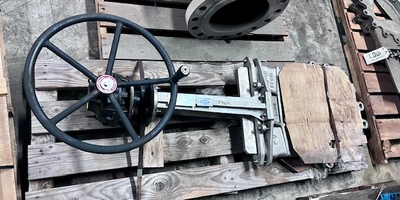 18" FabriCast Hand Wheel Operated Stainless Steel Knife Gate Valve New Storeroom Spare