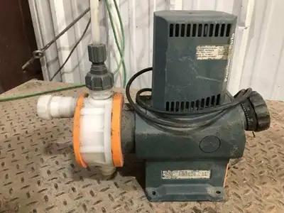 PROMINENT VAMB04120PVT410A000 0.13HP Dosing Pump 120/144LPH 230V 50.7PSI 1PH