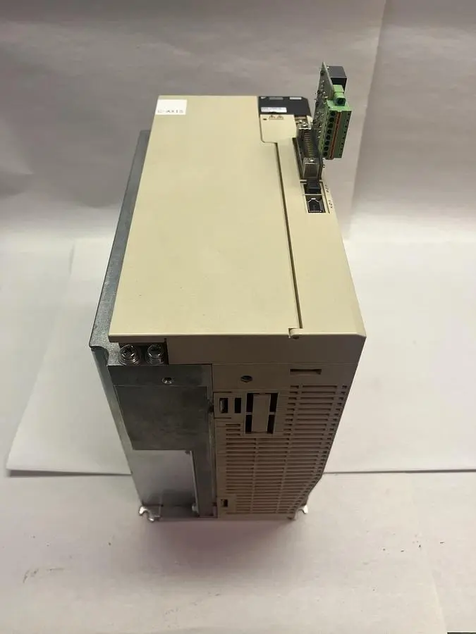 Used YASKAWA SGDV-170D01A Servo Drives | Surplus Asset Holdings #1227086