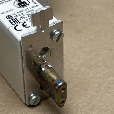 NEW Siemens 3NA3 830