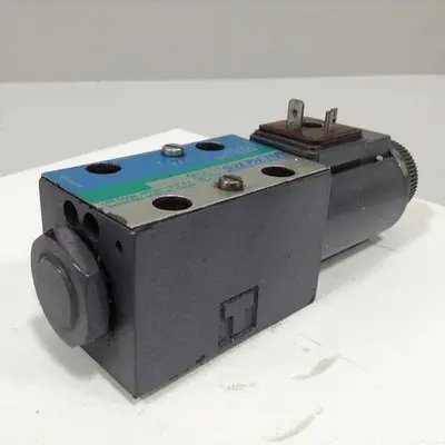 USED VICKERS DG4V3S2AMUHL760EN490