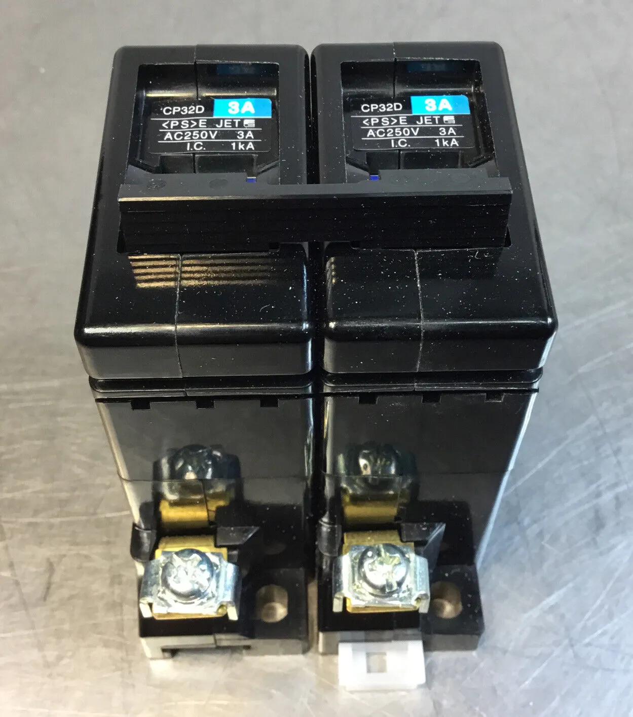 Fuji CP32D 3A Circuit Protector AC 250V 4H