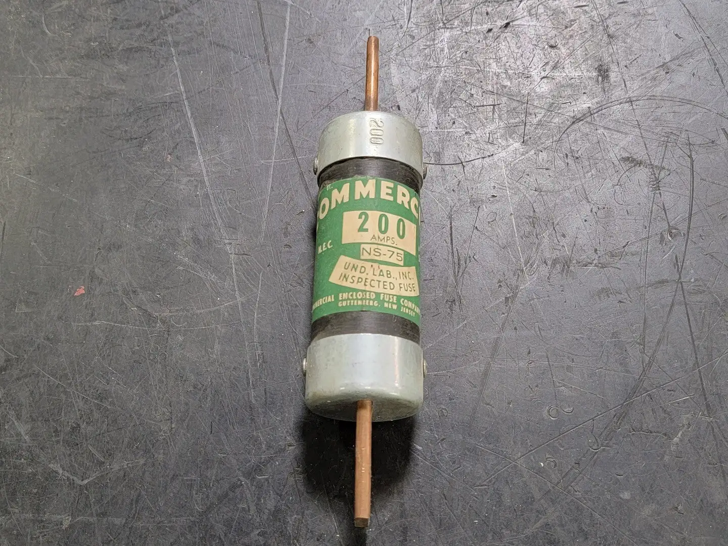 USED COMMERCIAL ENCLOSED FUSE NS-75