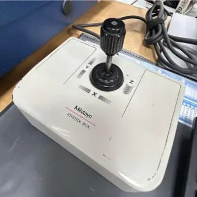 USED 2001 MITUTOYO QS-250Z