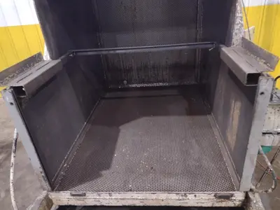 33" x 39" x 51"  HYDRAULIC CELL BIN PARTS DUMPER: YOBRO #25026