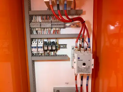 600A Motor Control Center MCC, 575V, 800A Bus, Form 4A, IP42 Enclosure