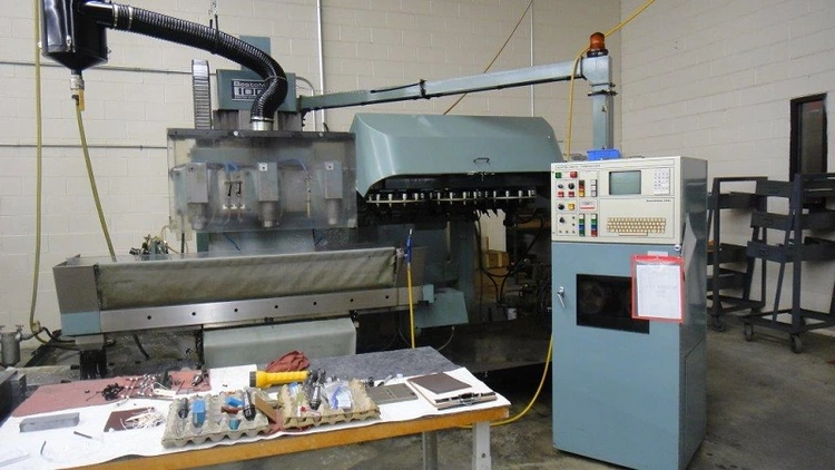 Used 1984 BOSTOMATIC 1000 Vertical Machining Centers | Two Spade Machinery LLC #507751