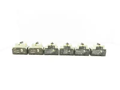 Moeller PKZMO-0.63 Circuit Breaker Motor Protector 0.4-0.63A 600VAC 3PH Lot Of 6