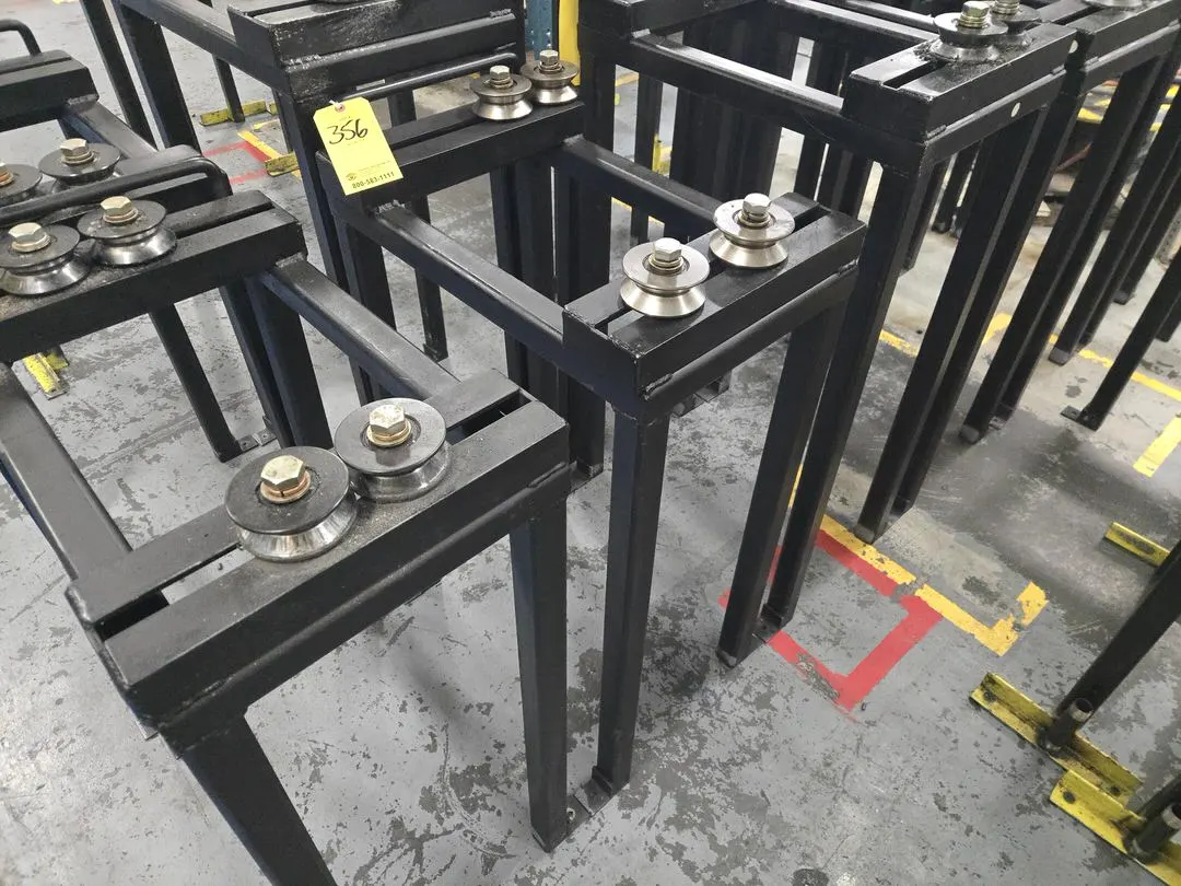 (1) Floor Mounted Wire/Rod Guide