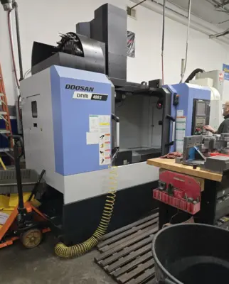 2015 DOOSAN DNM 400 II Vertical Machining Centers | Toolquip, Inc. (1)
