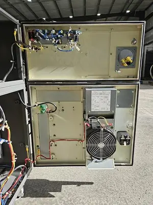 USED 2015 FANUC R-2000IC/210F
