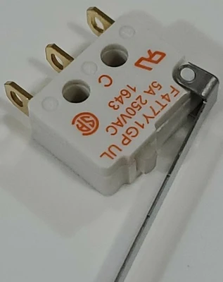 NEW Saia-Burgess F4T-7Y1-GPUL