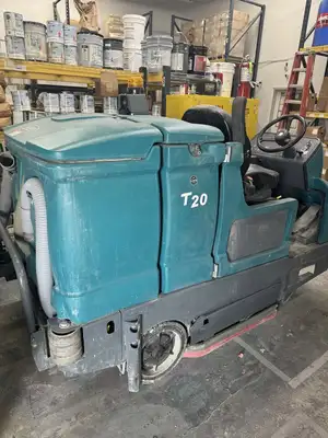 USED 2012 TENNANT T-20